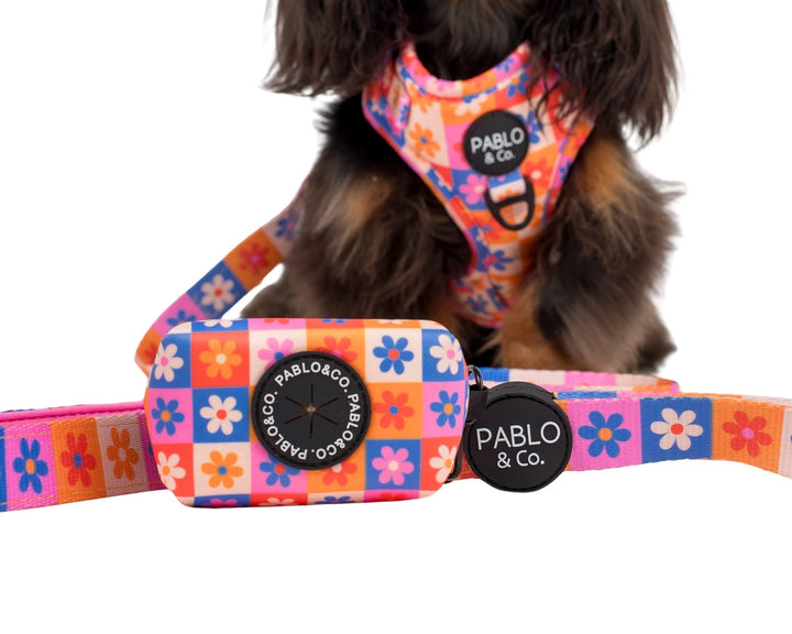 Daisies for Days- Poop Bag Holder